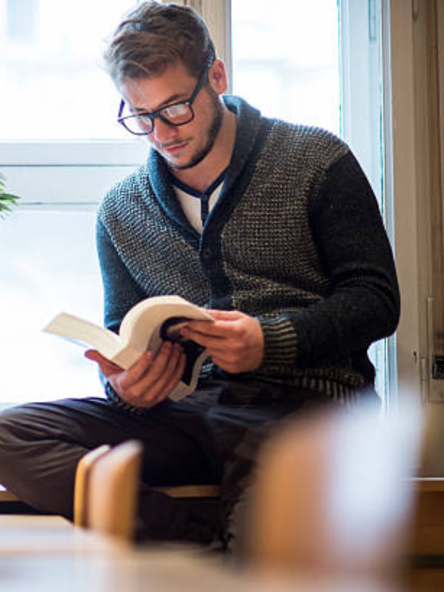 10 Books Every Student Should Read to Boost Their Academic Success