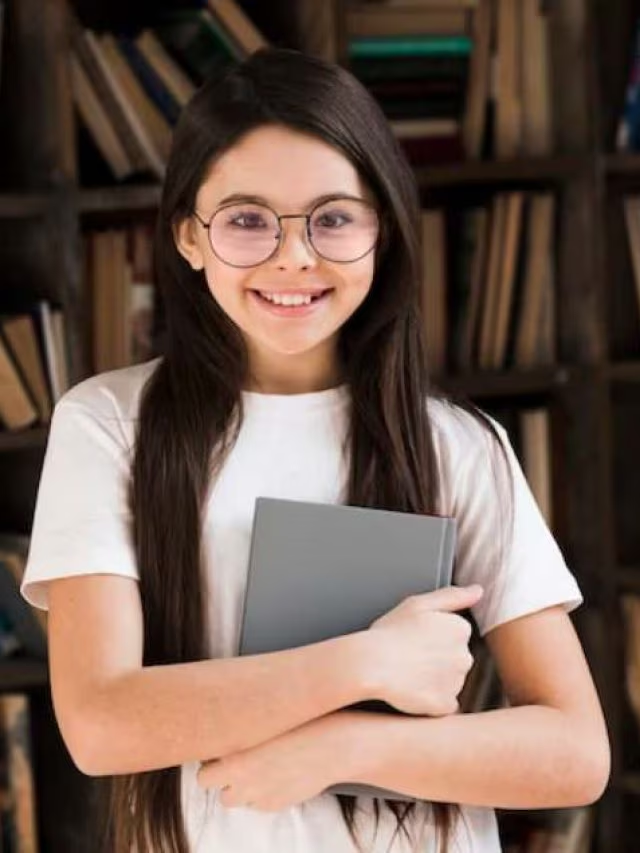 आलीशन महल से कम नहीं हैं ये Library, देखें तस्वीरें